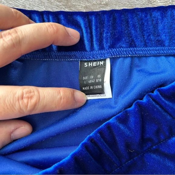 Shein High Waist Ruffle Hem Velvet Skirt - Picture 15 of 16